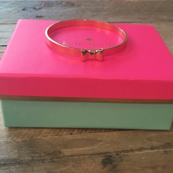 Kate Spade rose gold bow bracelet - Picture 3 of 4